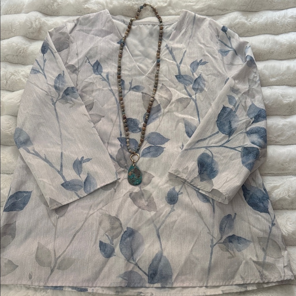 Floral Long Sleeve Blouse with Necklace